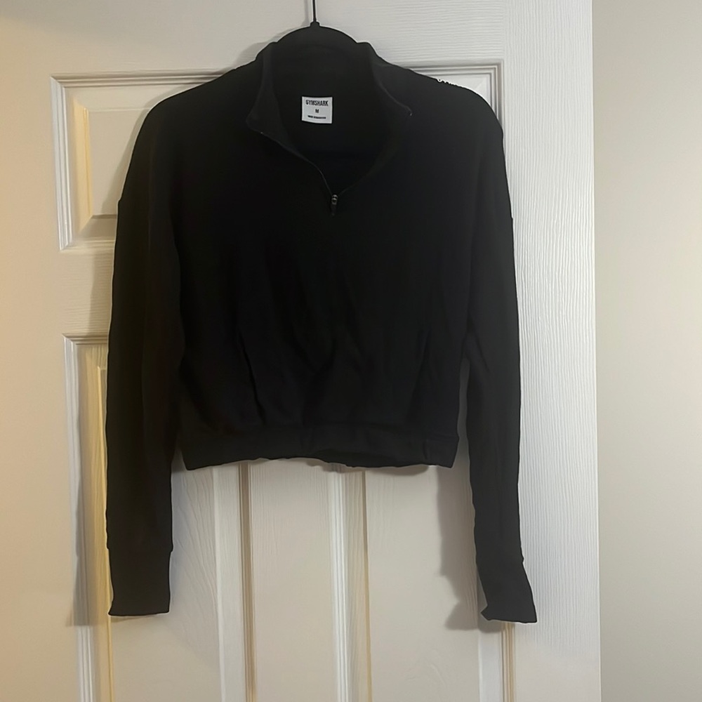 Cropped gym-shark quarter zip